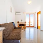 아파트 2 Bedroom Gorgeous In *