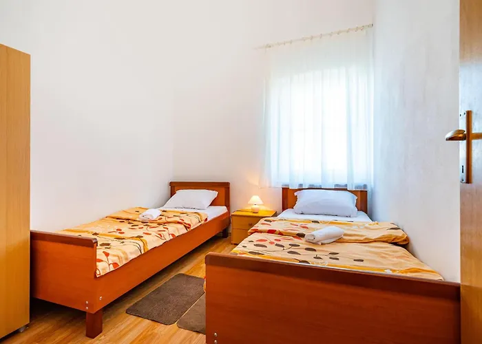 2 Bedroom Amazing In *