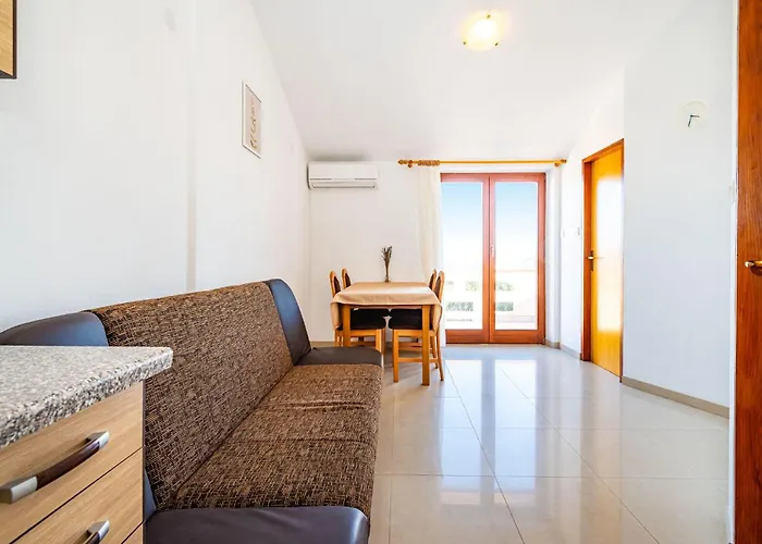 Apartman 2 Bedroom Amazing In *